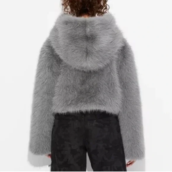 Viral Wild Fable Grey Hooded Fur Jacket NWT - Picture 6 of 9